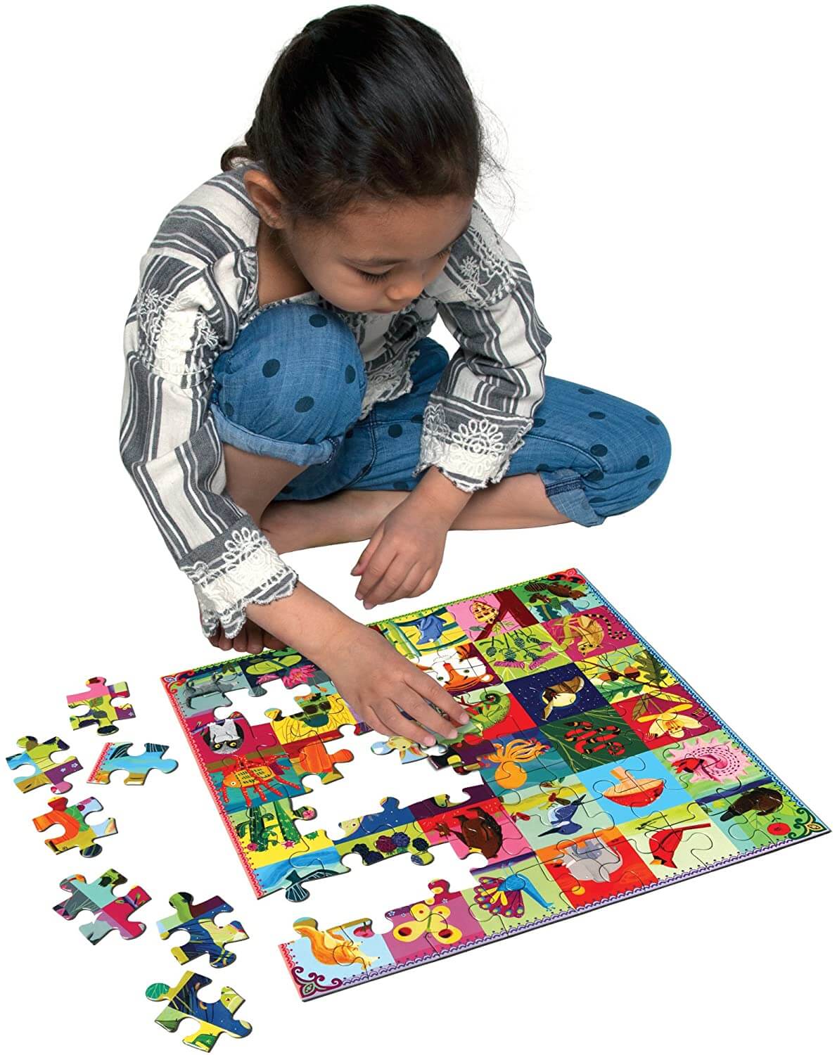 eeBoo - Portraits of Nature 64 Piece Jigsaw Puzzle for Kids photo of child assembling puzzle